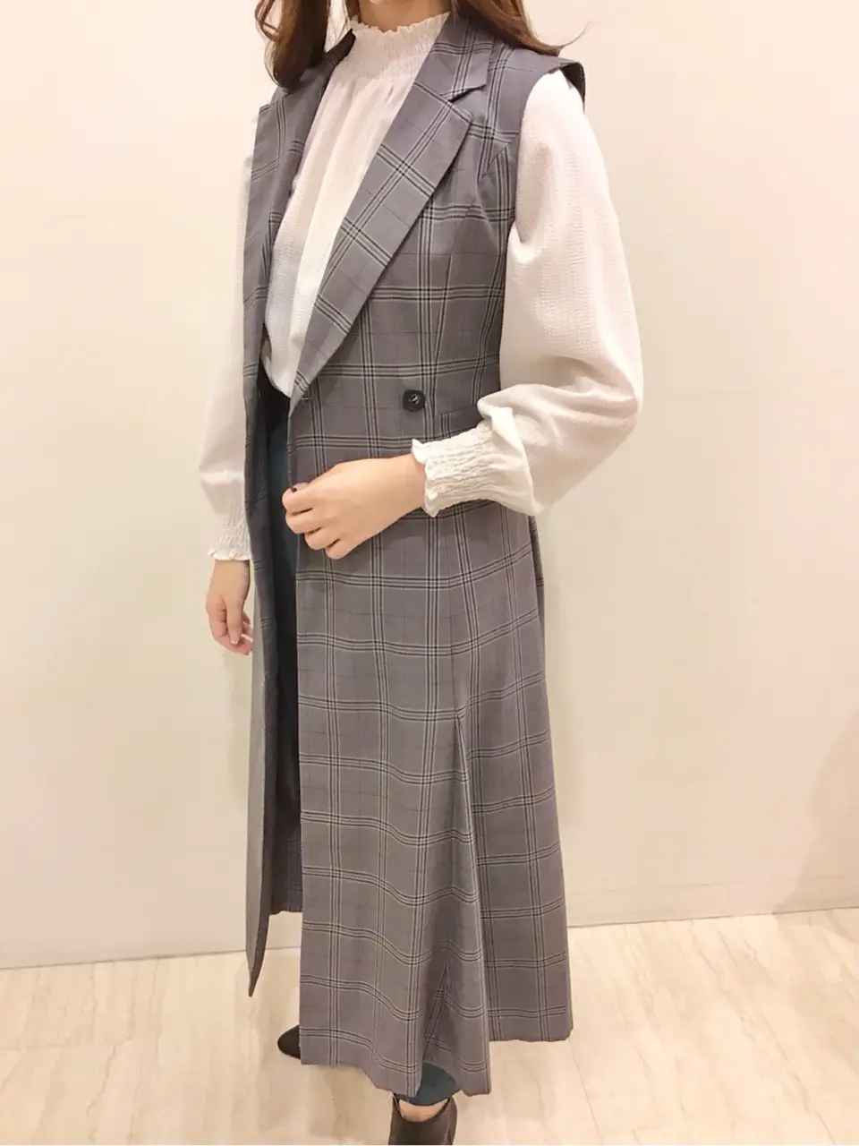 ANY SIS スタッフ コーディネート画像