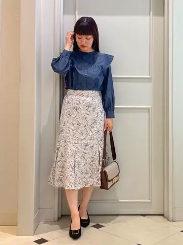 ANY SIS スタッフ コーディネート画像