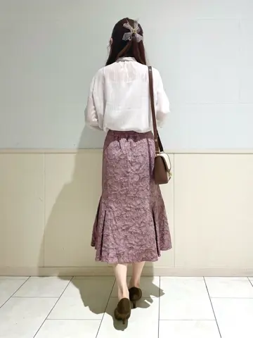 ANY SIS みぃ コーディネート画像