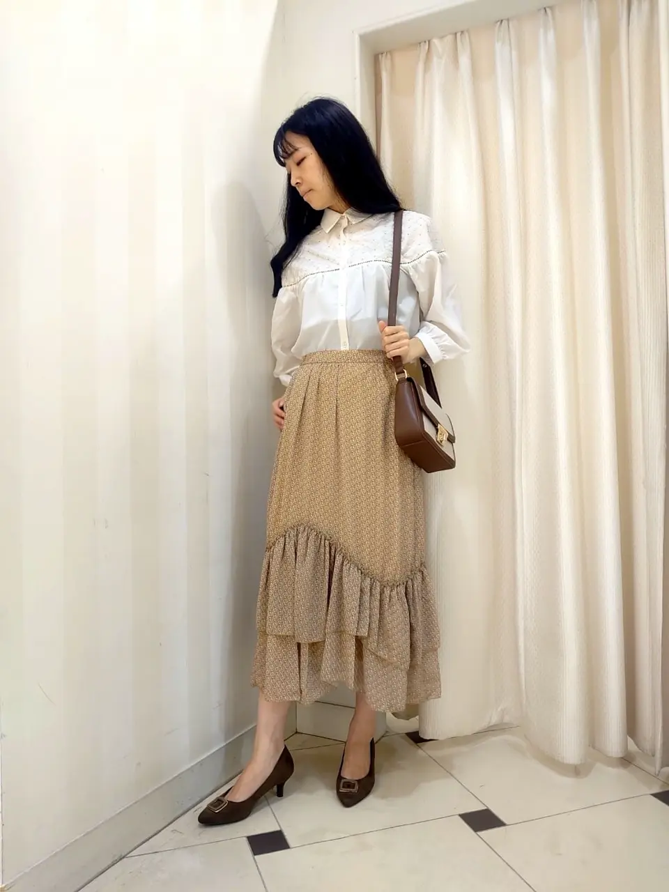 ANY SIS スタッフ コーディネート画像