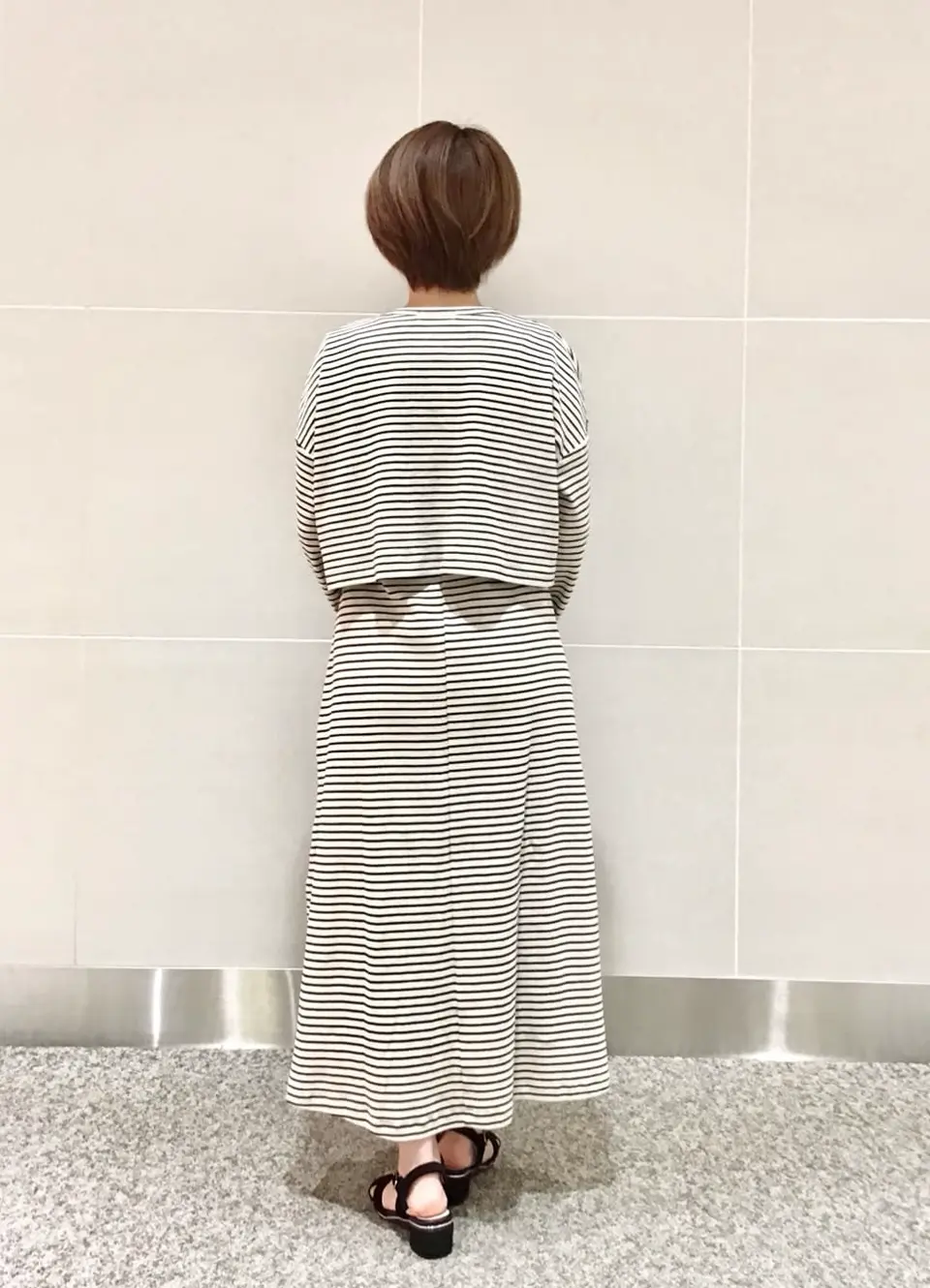 ANY SIS 浅野 コーディネート画像