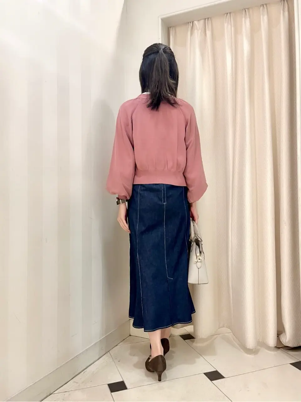 ANY SIS 金井 コーディネート画像