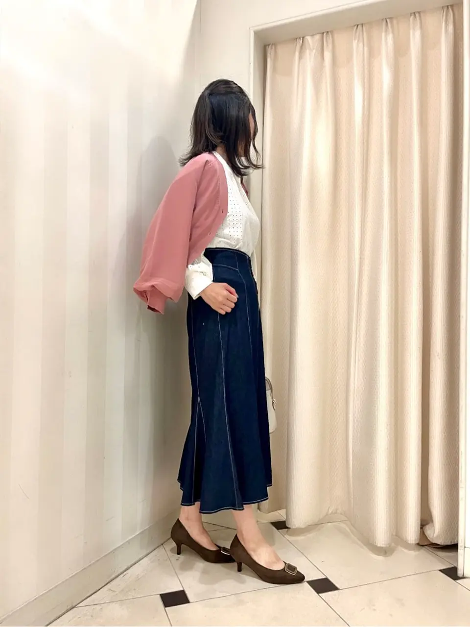 ANY SIS 金井 コーディネート画像