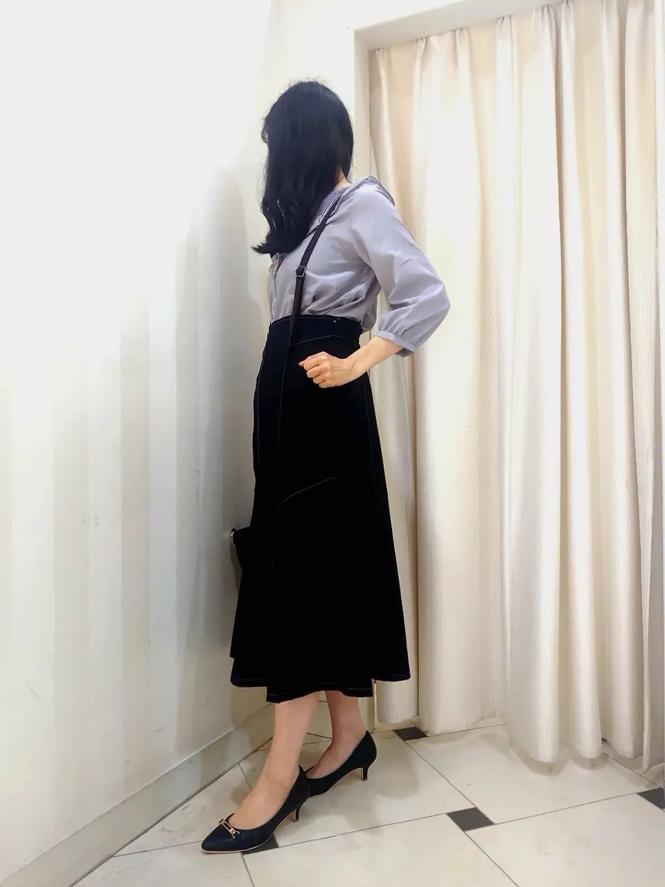 ANY SIS スタッフ コーディネート画像