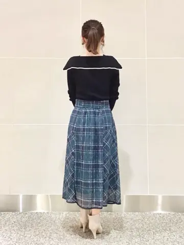 ANY SIS スタッフ コーディネート画像