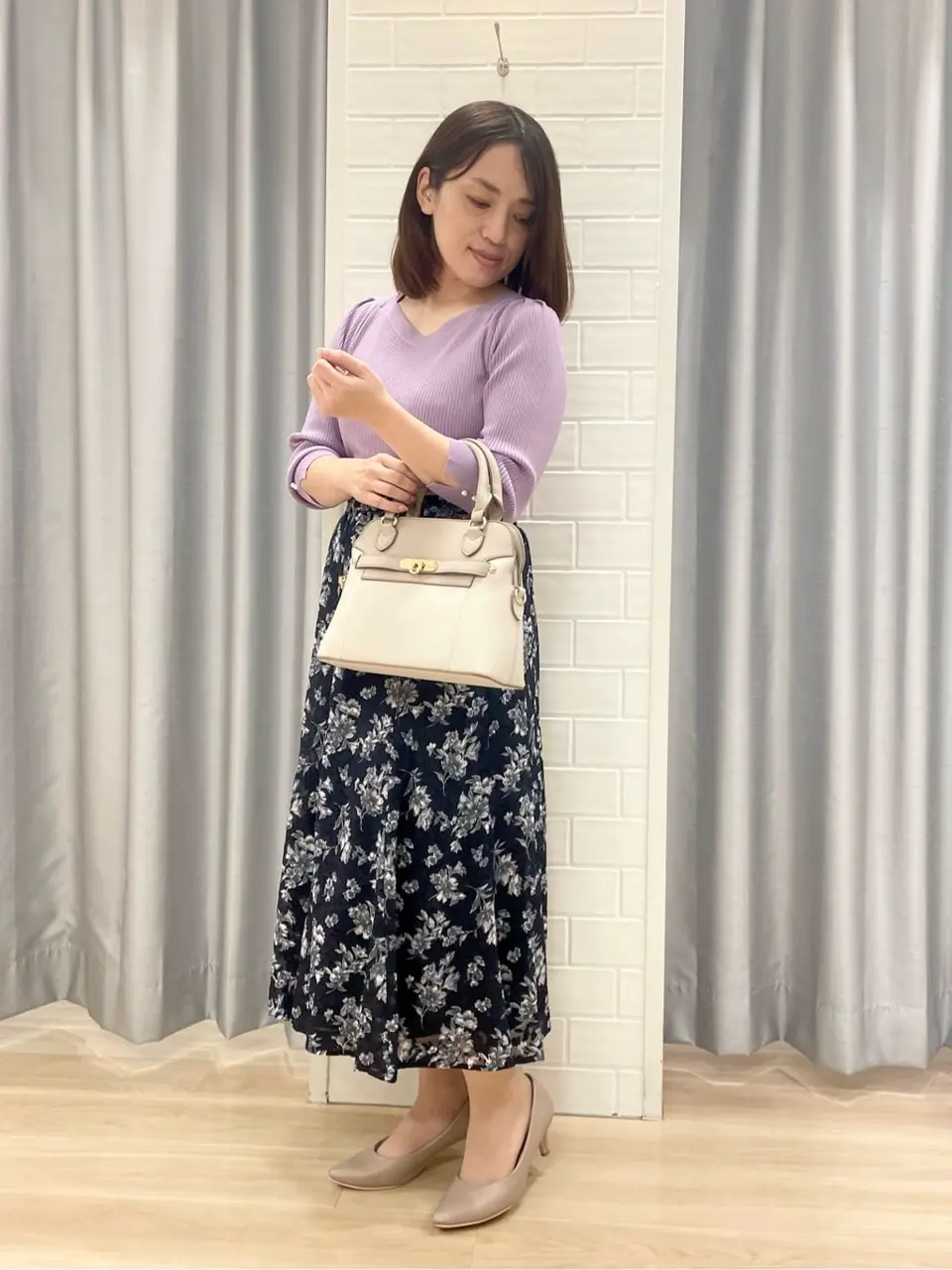 ANY SIS 丸岡 コーディネート画像