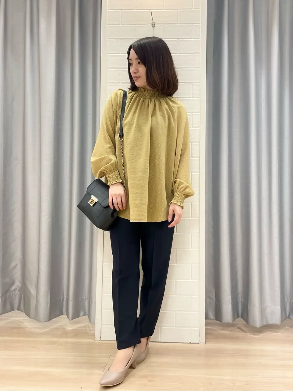 ANY SIS 丸岡 コーディネート画像