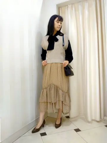 ANY SIS スタッフ コーディネート画像