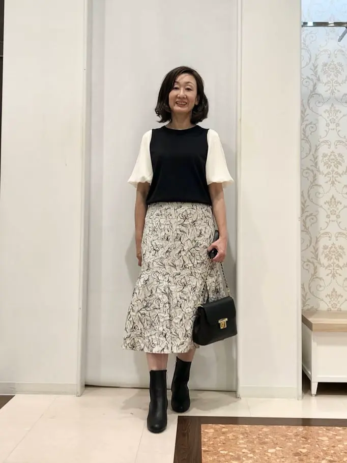 ANY SIS スタッフ コーディネート画像