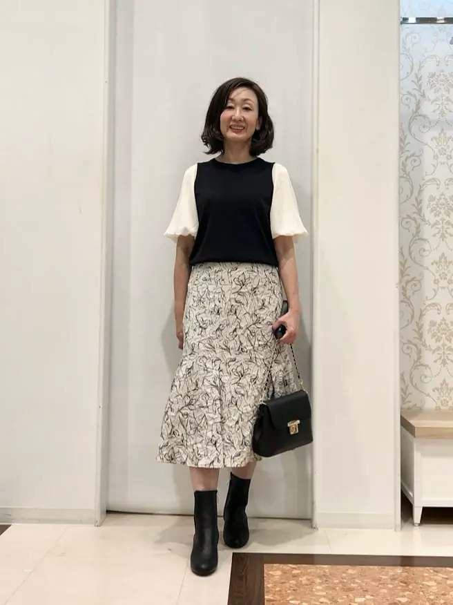 ANY SIS スタッフ コーディネート画像