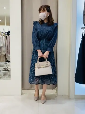 ANY SIS 川根　彩 コーディネート画像