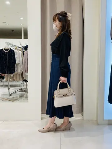 ANY SIS 川根　彩 コーディネート画像