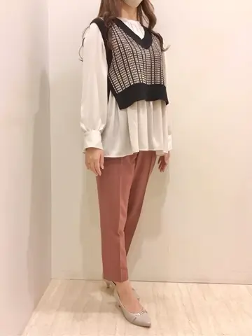 ANY SIS スタッフ コーディネート画像