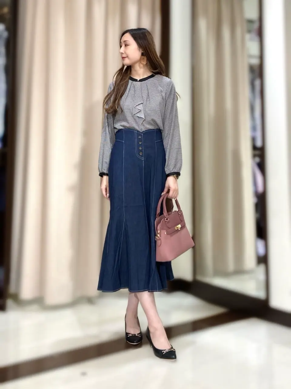 ANY SIS STAFF コーディネート画像