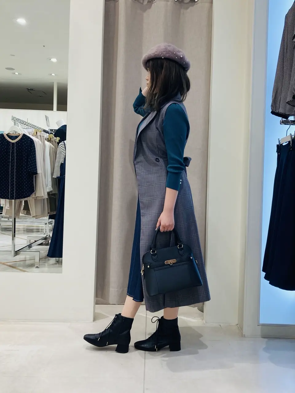 ANY SIS 川根　彩 コーディネート画像