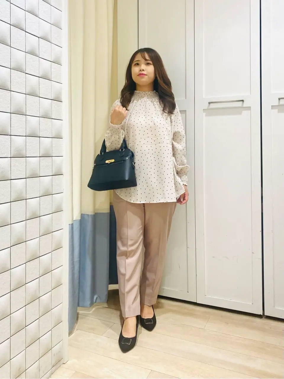 ANY SIS スタッフ コーディネート画像