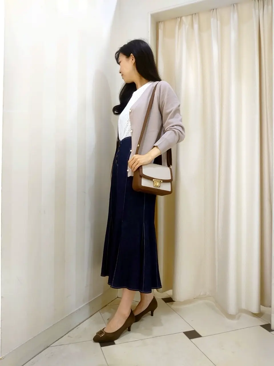 ANY SIS スタッフ コーディネート画像