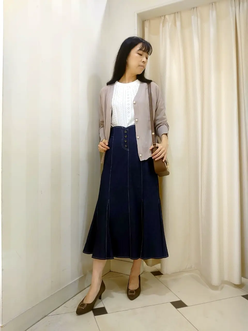 ANY SIS スタッフ コーディネート画像