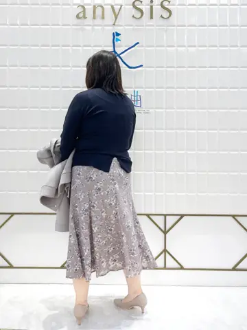 ANY SIS 西田 コーディネート画像