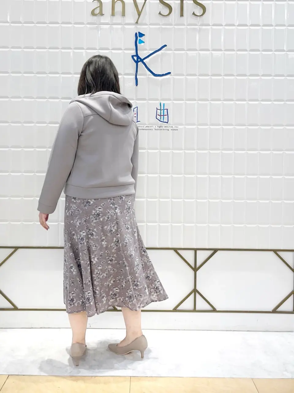 ANY SIS 西田 コーディネート画像