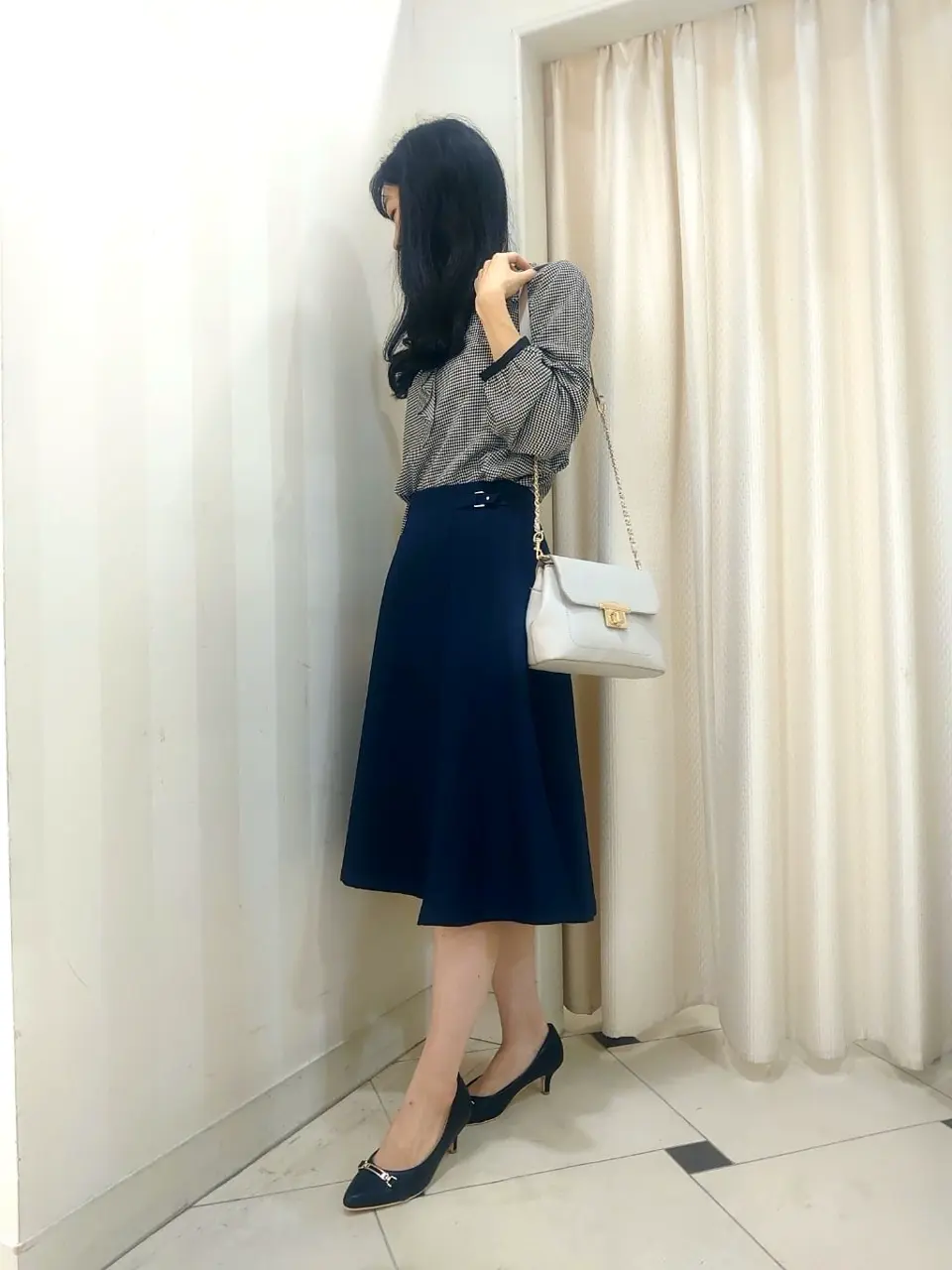 ANY SIS スタッフ コーディネート画像