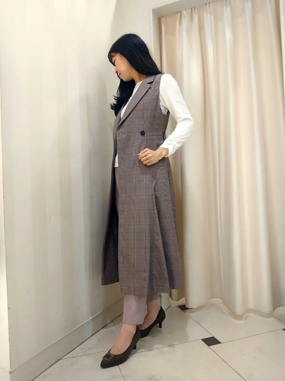 ANY SIS スタッフ コーディネート画像