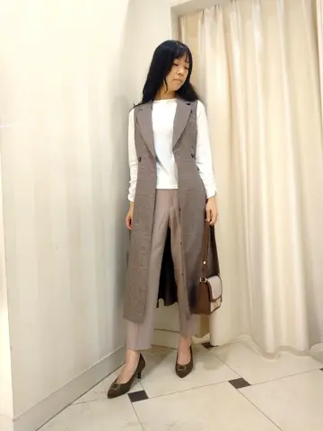 ANY SIS スタッフ コーディネート画像