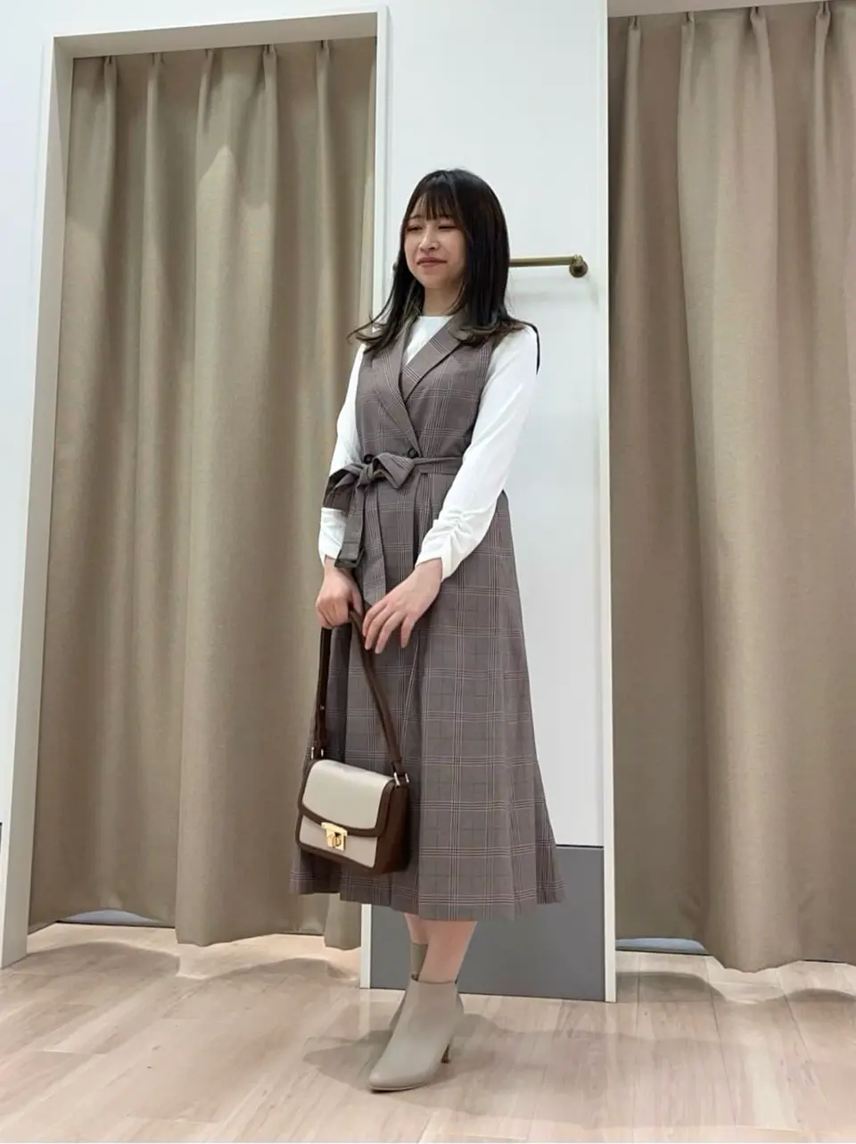  岩楯 コーディネート画像