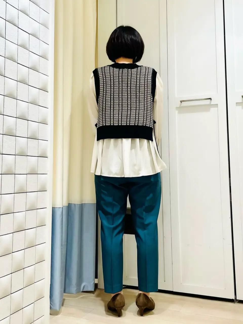 ANY SIS スタッフ コーディネート画像