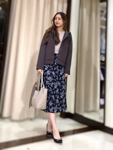 ANY SIS STAFF コーディネート画像