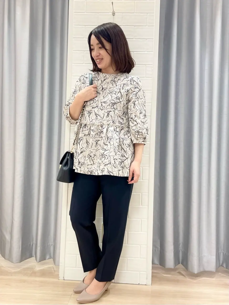 ANY SIS 丸岡 コーディネート画像