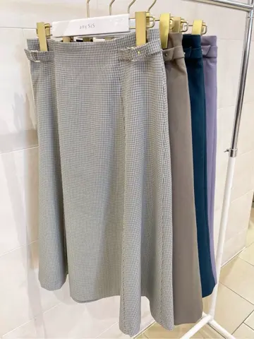 ANY SIS 髙橋 コーディネート画像