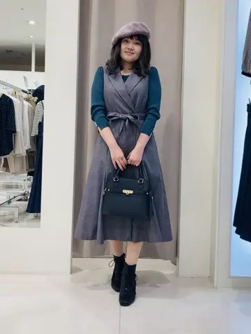 ANY SIS 川根　彩 コーディネート画像