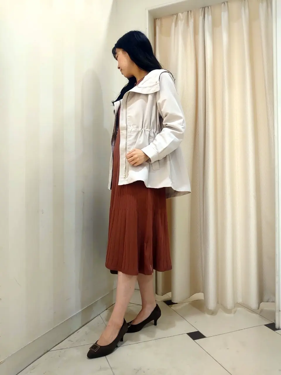 ANY SIS スタッフ コーディネート画像