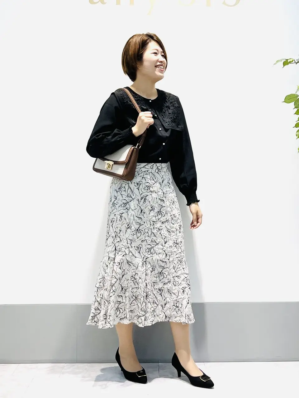 ANY SIS 岡本 コーディネート画像