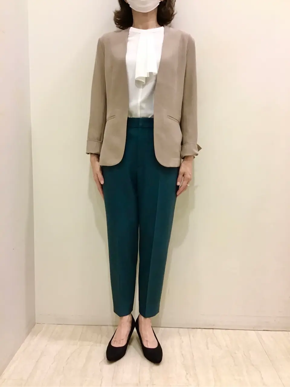 ANY SIS スタッフ コーディネート画像