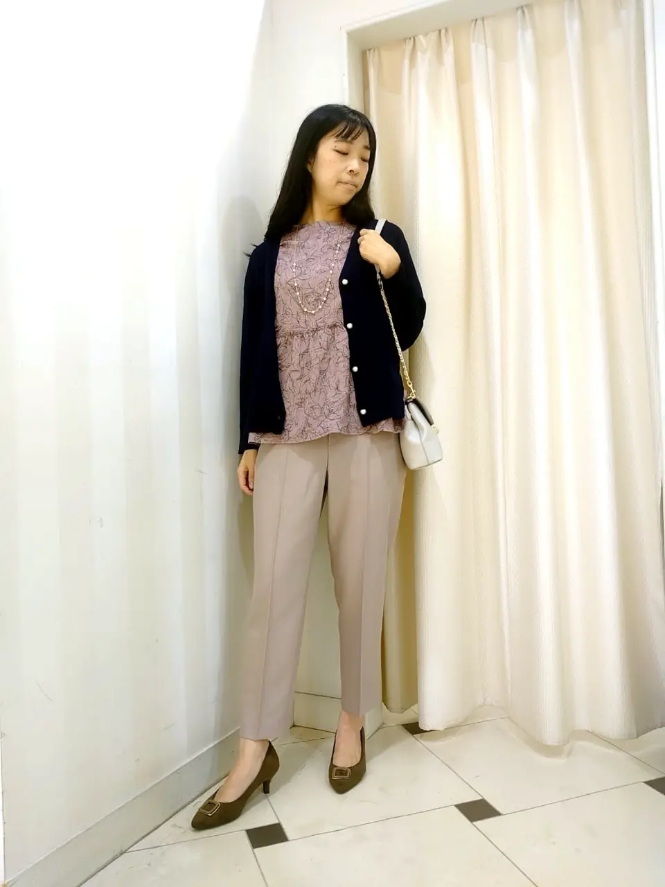 ANY SIS スタッフ コーディネート画像