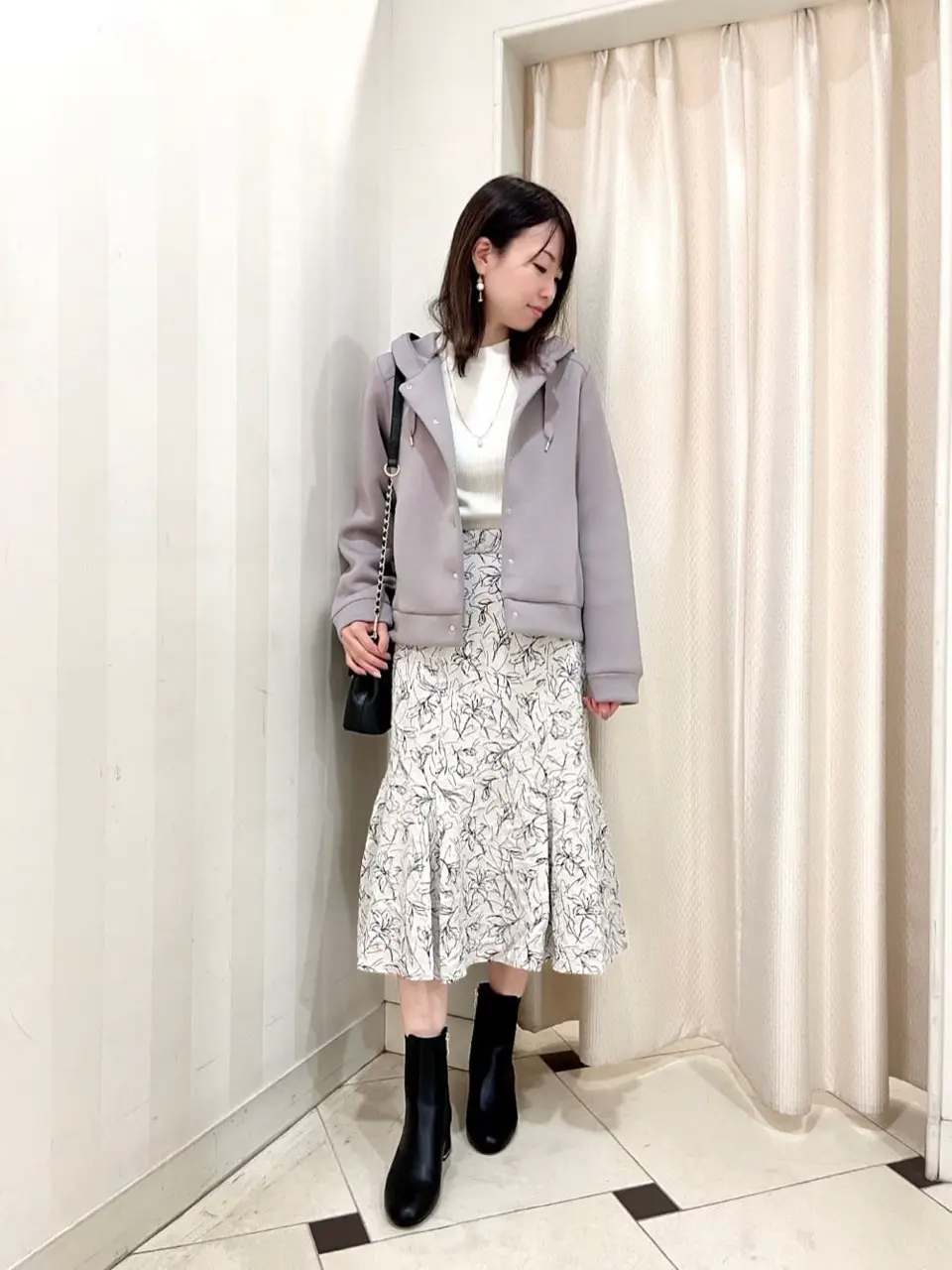 ANY SIS 金井 コーディネート画像