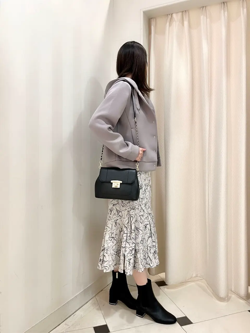 ANY SIS 金井 コーディネート画像