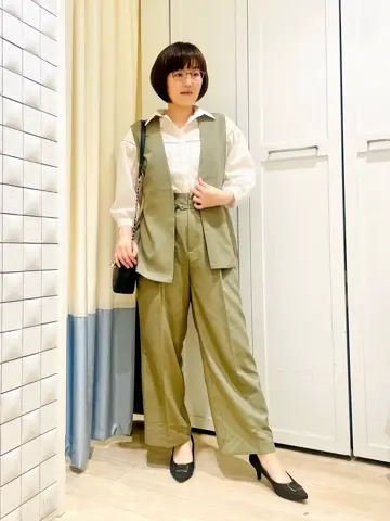 ANY SIS スタッフ コーディネート画像