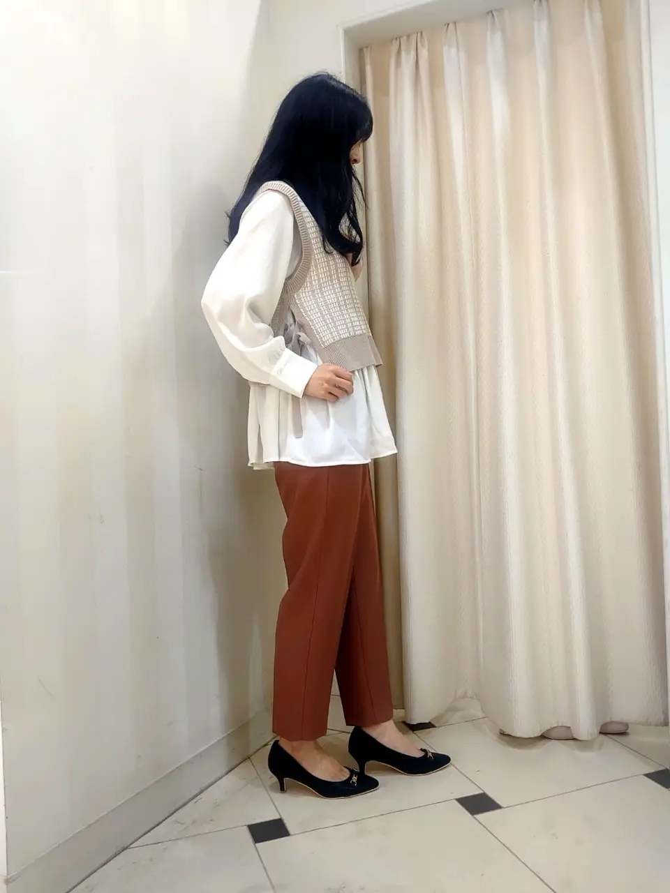 ANY SIS スタッフ コーディネート画像