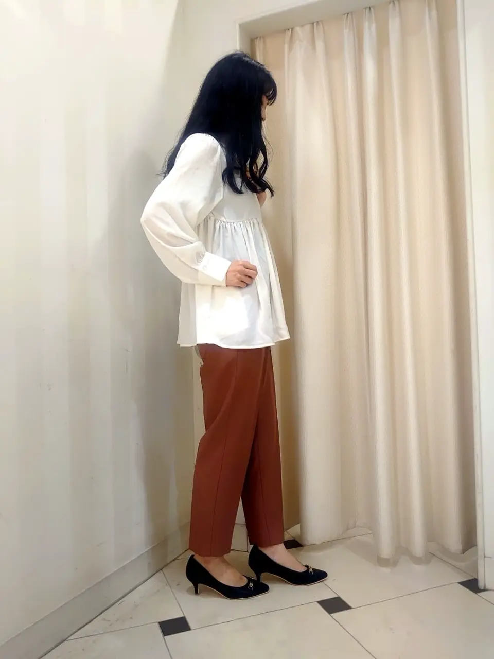 ANY SIS スタッフ コーディネート画像