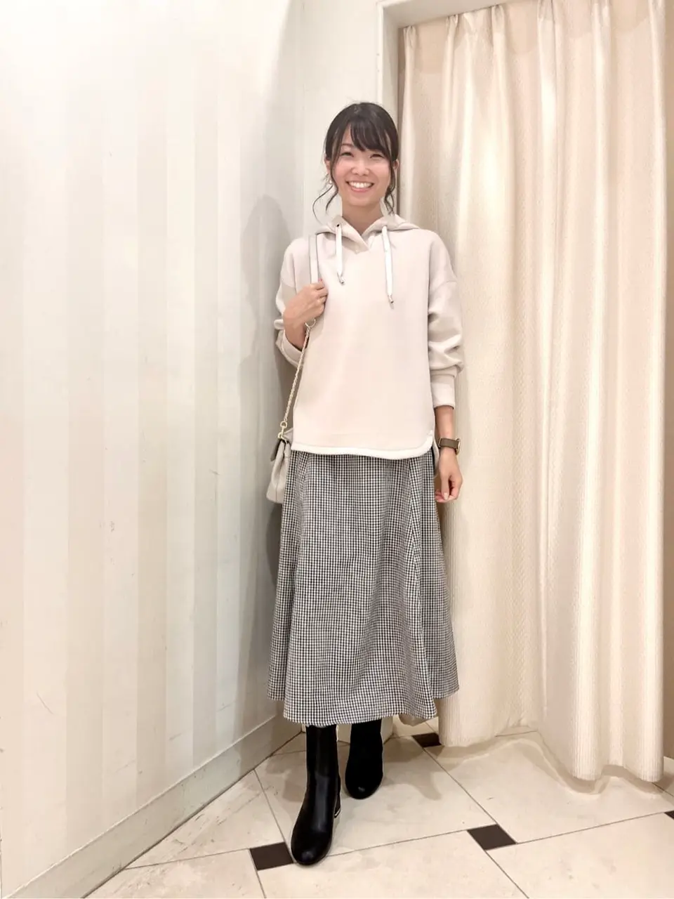 ANY SIS 金井 コーディネート画像