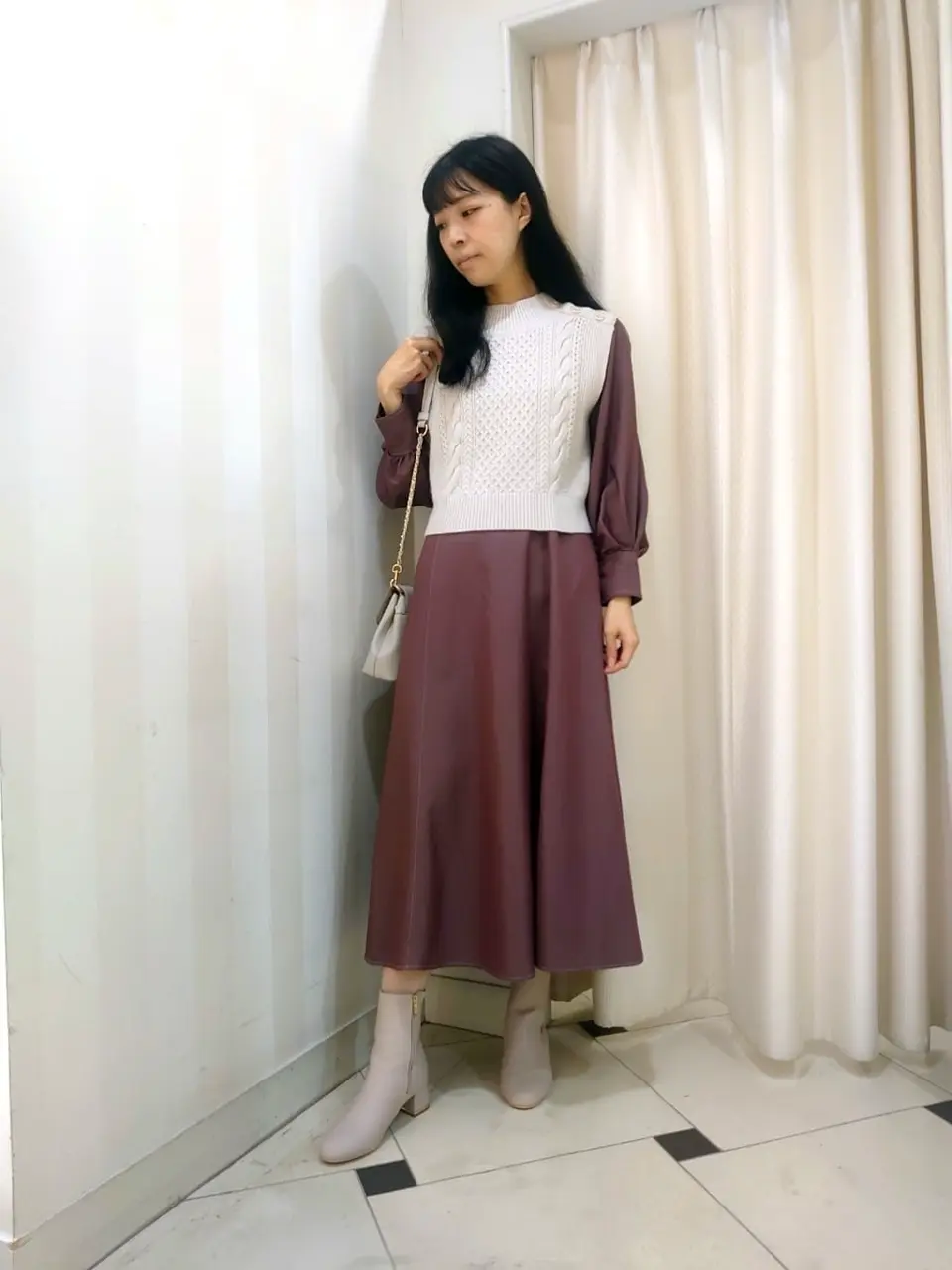 ANY SIS スタッフ コーディネート画像