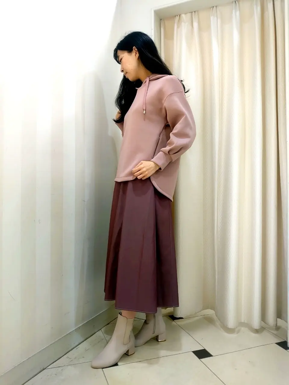 ANY SIS スタッフ コーディネート画像