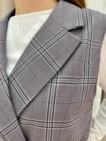 ANY SIS 瀬野 コーディネート画像