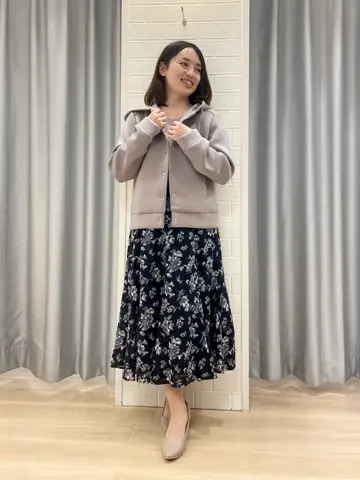 ANY SIS 丸岡 コーディネート画像