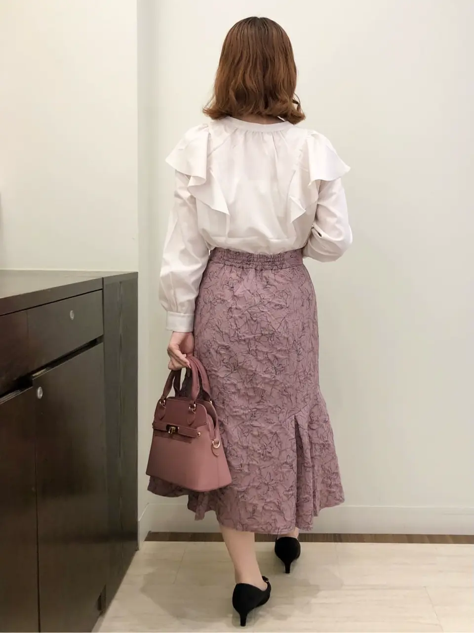 ANY SIS スタッフ コーディネート画像