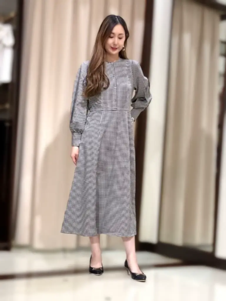 ANY SIS STAFF コーディネート画像