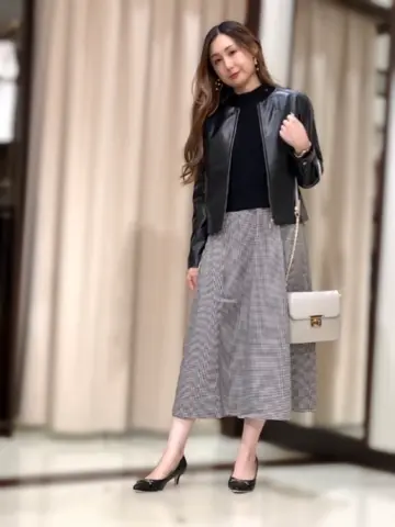 ANY SIS STAFF コーディネート画像